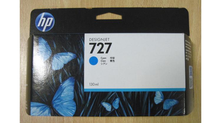 HP n° 727 Cyan- B3P19A - Datée 2018