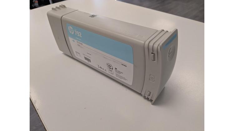 Encre HP Latex 792 - 66 Cartouches et 8 têtes