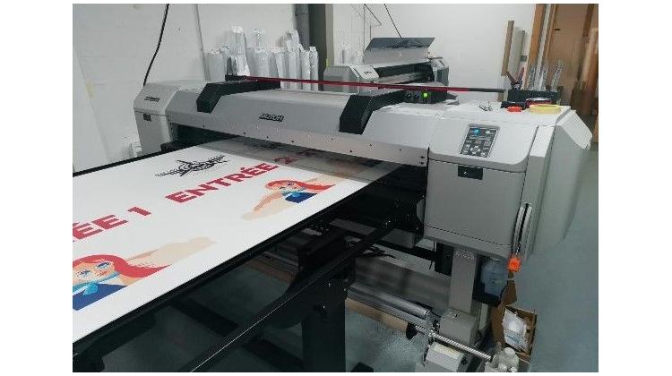 Mutoh ValueJet 1617H + Plateaux