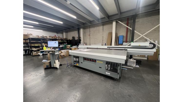 Arizona 1260 GT Flatbed + roll option