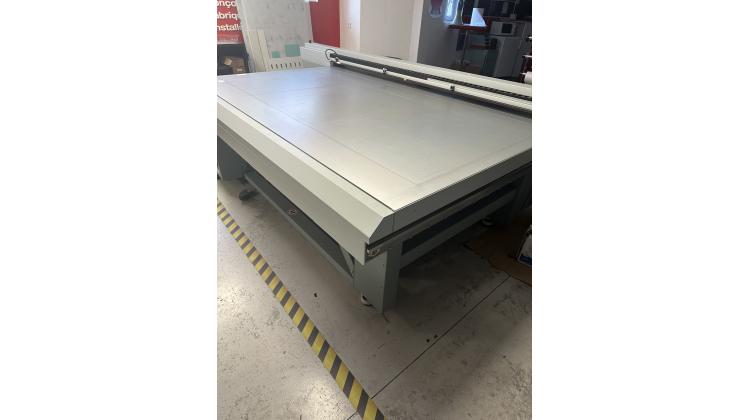 table à plat Arizona 318 GL avec roll to roll