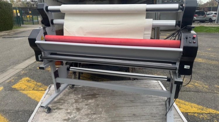 Laminateur Kala 1600 avec enrouleur