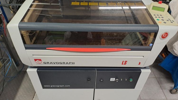 Graveur Laser Gravograph LS100Ex 40W Occasion