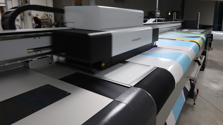 SwissQprint Karibu 2 - Imprimante roll-to-roll UV LED