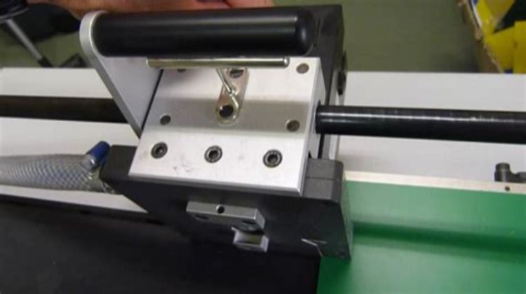 Scie de précision VARGA VA11